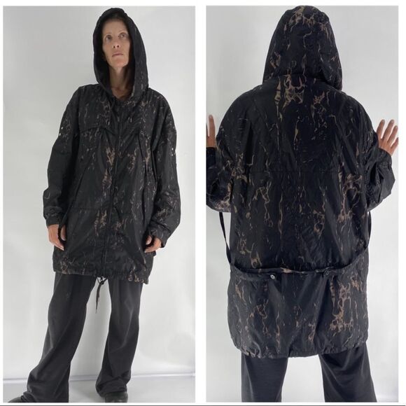 Diesel Oversized Windbreaker Jacket Black and Gold Runway Fashion Show - Picture 2 of 15